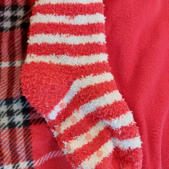 SOLDXMas Elf OnThe Shelf SZ LG 12/14 Unisex PJ Set Top Bottom & Socks NEW W/TAGS - Picture 3 of 16